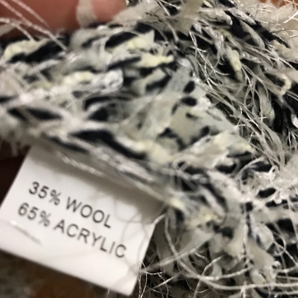 Top Vogue Gorgeous Sweater - M - Picture 5 of 5